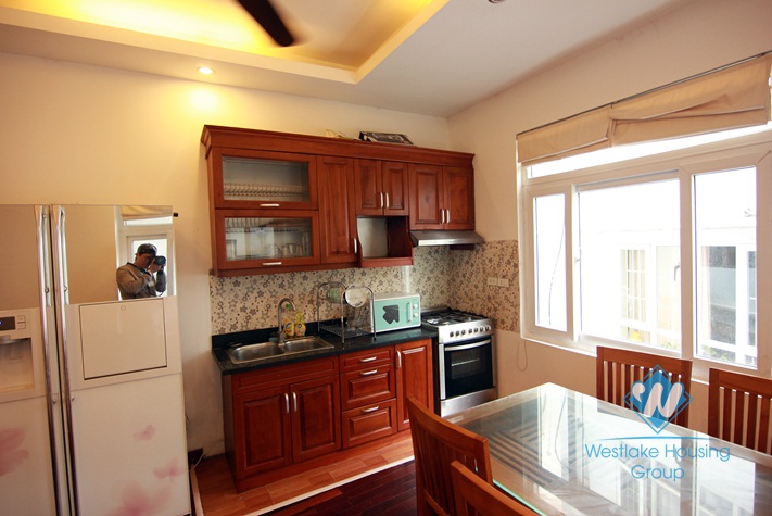 Nice house for rent with 2 bedrooms in Tay Ho area .